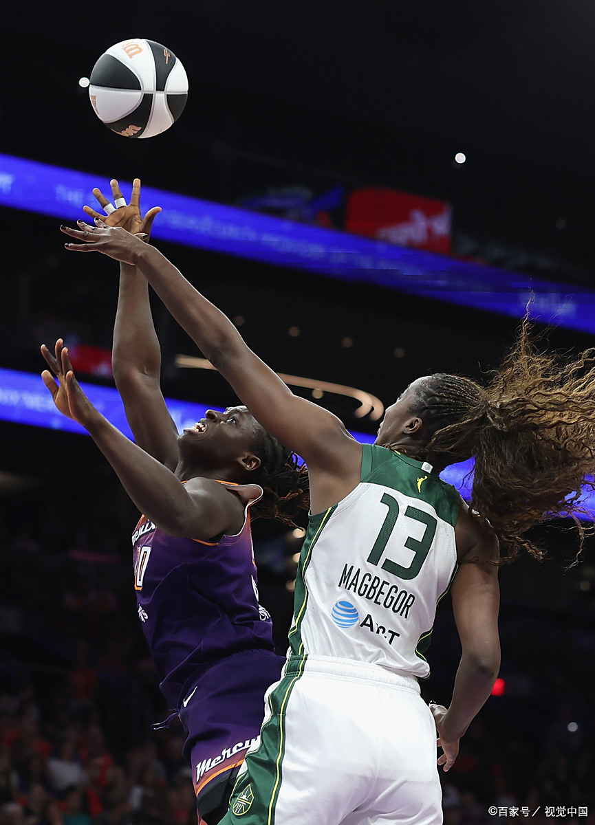 关键时刻体能课后，印第安纳步行者内部沟通备战CBA季后赛，态度坚定，年轻球员得到机会的简单介绍-英雄联盟2025总决赛