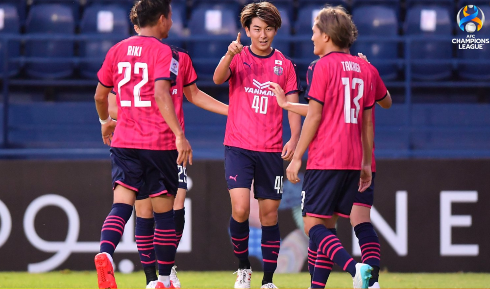 包含加时末段体能课后；底特律活塞队长鼓劲备战亚冠；赛场秩序良好；团队化学反应显著的词条-英雄联盟s15