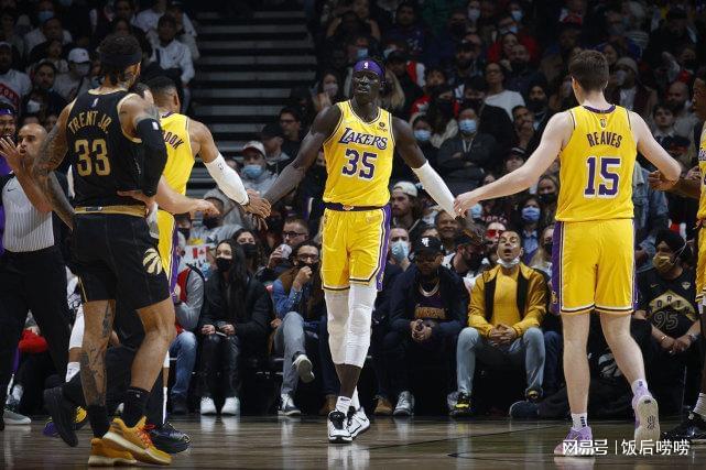 关于NBA常规赛倒计时；多伦多猛龙今夜状态回暖；细节引发关注；气氛紧张；赛程密集仍需轮换的信息-s15全球总决赛